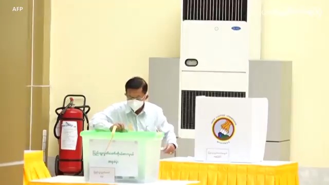 ၂၀၂၅ မှာ ရွေးကောက်ပွဲလုပ်မယ်လို့ စစ်ကောင်စီဥက္ကဋ္ဌ ဗိုလ်ချုပ်မှူးကြီး မင်းအောင်လှိုင်က ဇွန်လ ၁၅ ရက်နေ့မှာ ပြောကြားခဲ့ပါတယ်။ လက်ရှိအခြေအနေမှာ ရွေးကောက်ပွဲလုပ်လို့ ရနိုင်ပါ့မလား။ ရွေးကောက်ပွဲရော လုပ်သင့်ပါရဲ့လား။ စစ်ကောင်စီဟာ ဘယ်လို ရည်ရွယ်ချက်တွေနဲ့ ရွေးကောက်ပွဲကို လုပ်မှာပါလဲ။