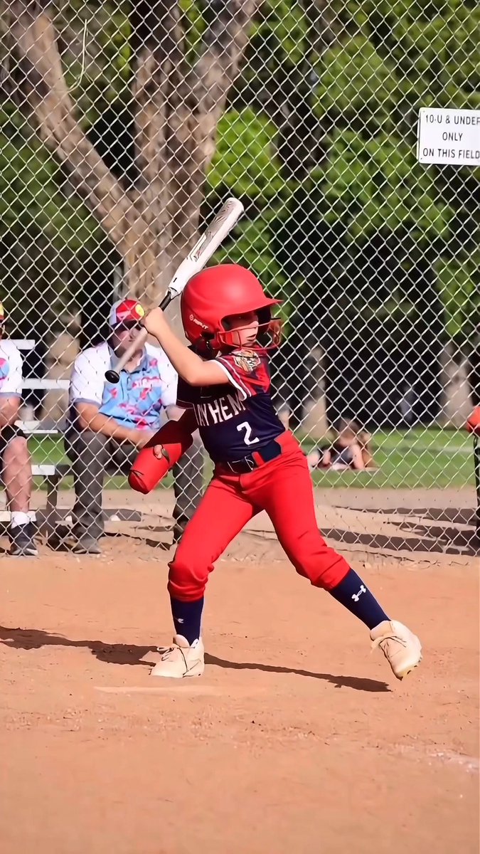Here's a little Monday Motivation for y'all! #DeMariniNation (🎥: worldofwomensoftball via IG)