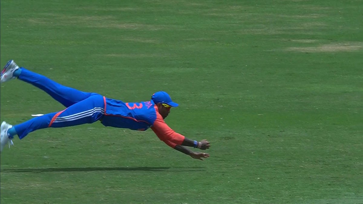 David Warner out for 6 on Stuart Broad’s birthday? Poetic.