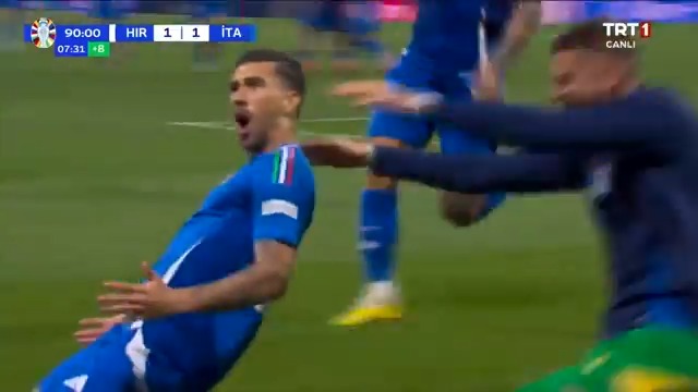 🏆⚽ GOL | Zaccagni uzak köşeye harika vurdu! Uzatmalarda gelen gol Hırvatları yıktı! İşte futbol böyle bir oyun...