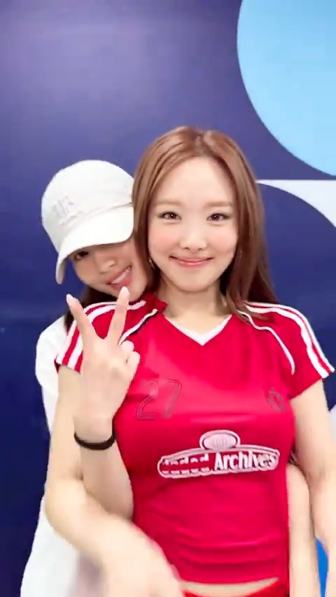 #ABCD with #SANA 🐰🐹 🦋 Listen [NA] &amp; [ABCD] 🦋 #TWICE #트와이스 #NAYEON #나연 #NA #사나