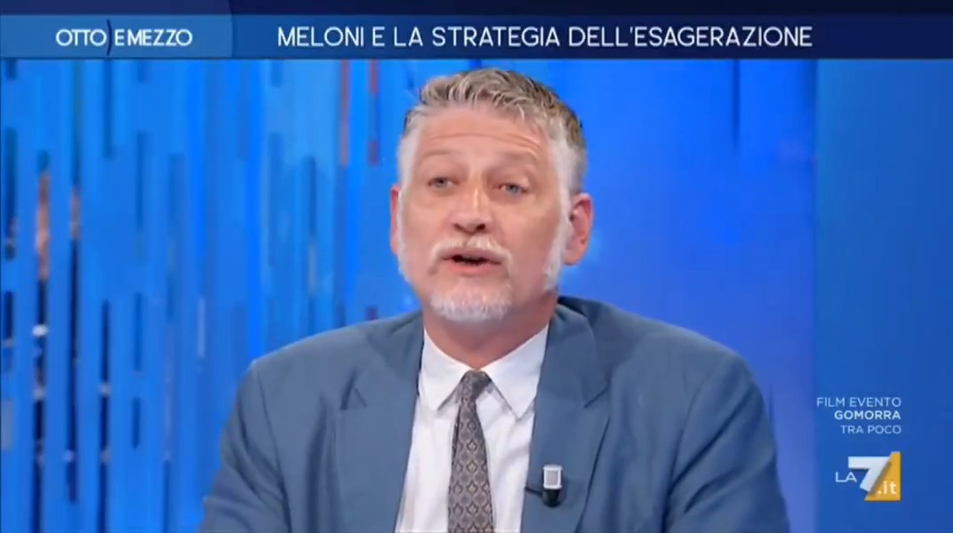 Giuli: "Quello di Sangiuliano è il classico lapsus da persona che legge troppi libri" Ah, qui eravamo rimasti al "proverò a leggerli" 😂 #ottoemezzo