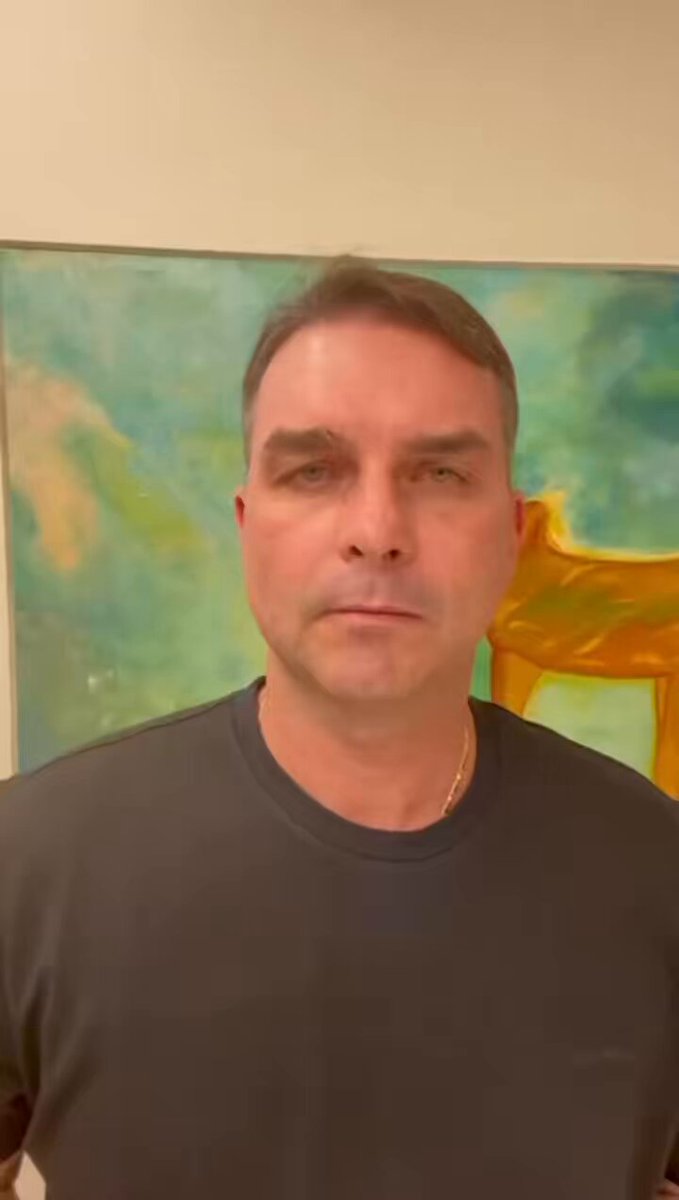 M4C0NH3IR0S EM FESTA! Hoje, o STF descriminalizou a maconha, liberando praticamente o tráfico de drogas. Traficantes venderão pequenas quantidades, aumentando o consumo e a violência. A saúde pública será sobrecarregada e quem paga a conta é o contribuinte que não usa droga. Lutemos contra essa decisão!