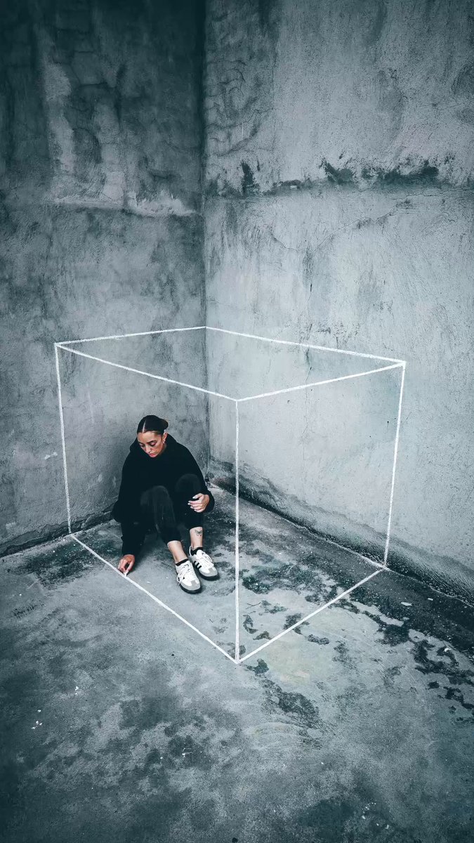 Open for interpretation... #Xiaomi14Ultra #LensToLegend 📸Jordi Koalitic