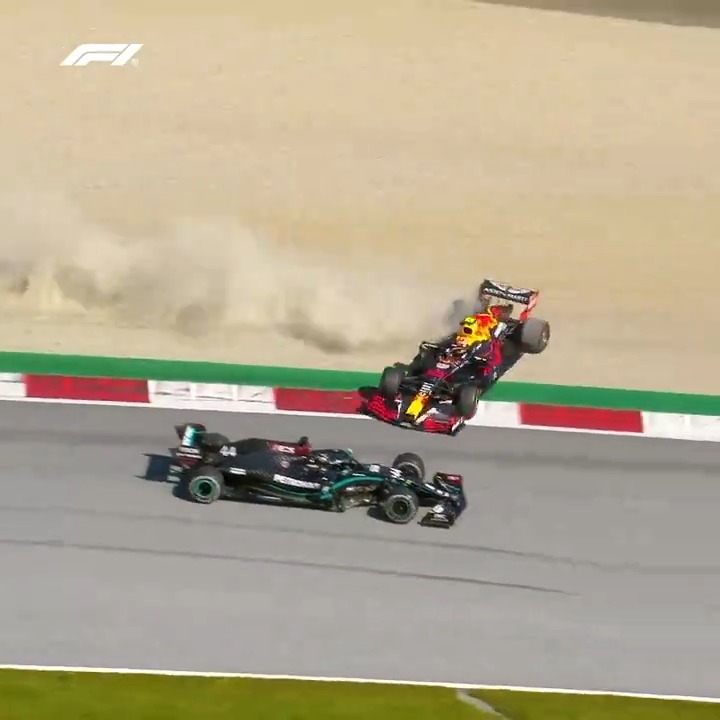 A first podium within his grasp... then agony for Alex Albon 💥😖 #F1 #AustrianGP