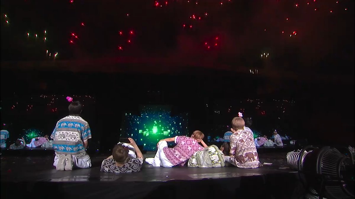 💚 #NCTDREAM 💚 ครองราชมังฯ 🏟️ สร้างดินแดนแห่งความฝันในอุดมคติ พร้อมผู้ร่วมงานกว่า 65,000 คน กับคอนเสิร์ตครั้งยิ่งใหญ่ที่สุดแห่งประวัติศาสตร์ของวง และจารึกสถิติใหม่ที่ดีที่สุดตลอดกาลของค่าย 🔥 🎇 𝐒𝐎𝐋𝐃 𝐎𝐔𝐓‍ 🎇 𝟐𝟎𝟐𝟒 𝐍𝐂𝐓 𝐃𝐑𝐄𝐀𝐌 𝐖𝐎𝐑𝐋𝐃 𝐓𝐎𝐔𝐑 𝐢𝐧 𝐁𝐀𝐍𝐆𝐊𝐎𝐊 𝐍𝐂𝐓 𝐃𝐑𝐄𝐀𝐌 👏 ศิลปินกลุ่มแรกของค่าย SM Entertainment ที่สามารถจัดคอนเสิร์ต ณ สเตเดียมที่ใหญ่ที่สุดในประเทศไทย 🏟️ ราชมังคลากีฬาสถาน (𝐑𝐀𝐉𝐀𝐌𝐀𝐍𝐆𝐀𝐋𝐀 𝐍𝐀𝐓𝐈𝐎𝐍𝐀𝐋 𝐒𝐓𝐀𝐃𝐈𝐔𝐌) และบัตรคอนเสิร์ตจำหน่ายหมดเกลี้ยงทุกที่นั่งทั้ง 2 รอบการแสดง รวมผู้ร่วมงานกว่า 65,000 คน 🎫🎫 𝐍𝐂𝐓 𝐃𝐑𝐄𝐀𝐌 👏👏 ศิลปินกลุ่มแรกของค่าย SM Entertainment ที่จำหน่ายบัตรคอนเสิร์ตในประเทศไทยได้มากที่สุดตลอดกาล ด้วยคอนเสิร์ต 𝟐𝟎𝟐𝟒 𝐍𝐂𝐓 𝐃𝐑𝐄𝐀𝐌 𝐖𝐎𝐑𝐋𝐃 𝐓𝐎𝐔𝐑 𝐢𝐧 𝐁𝐀𝐍𝐆𝐊𝐎𝐊 🇹🇭👑 #NCTDREAM NCT DREAM #THEDREAMSHOW3 #NCTDREAM_THEDREAMSHOW3 #NCTDREAM_WORLDTOUR #THEDREAMSHOW3_in_BKK #NCTDREAM_THEDREAMSHOW3_in_BKK #SMTrue