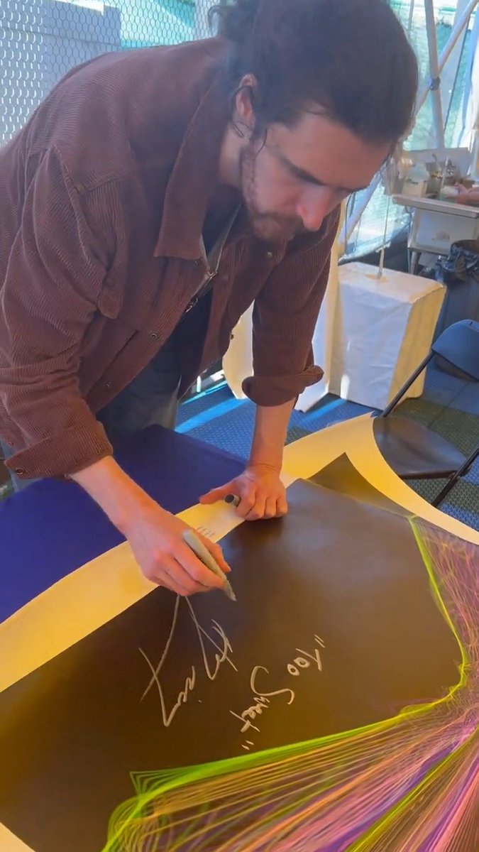 Honoured to team up again with Soundwaves Art for #RefugeeWeek 2024. They have turned the sound waves of #TooSweet into these beautiful artworks, which I signed while I was in NYC! Proceeds go to War Child UK to support refugee children 🖤 Get yours here:
