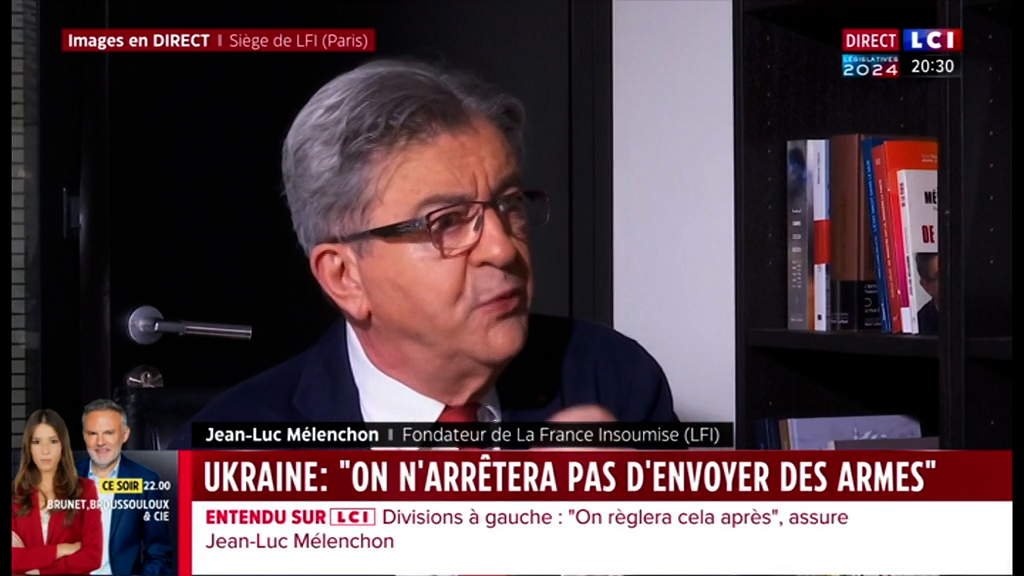 Ils peuvent m'insulter de tous les noms, cela ne fera jamais de moi ce qu'ils souhaiteraient que je sois. Cela n'en reste pas moins douloureux pour moi certains jours. Dans les milieux populaires, je trouve du réconfort et de l'affection. Cela m'aide beaucoup. #NFPvaGagner