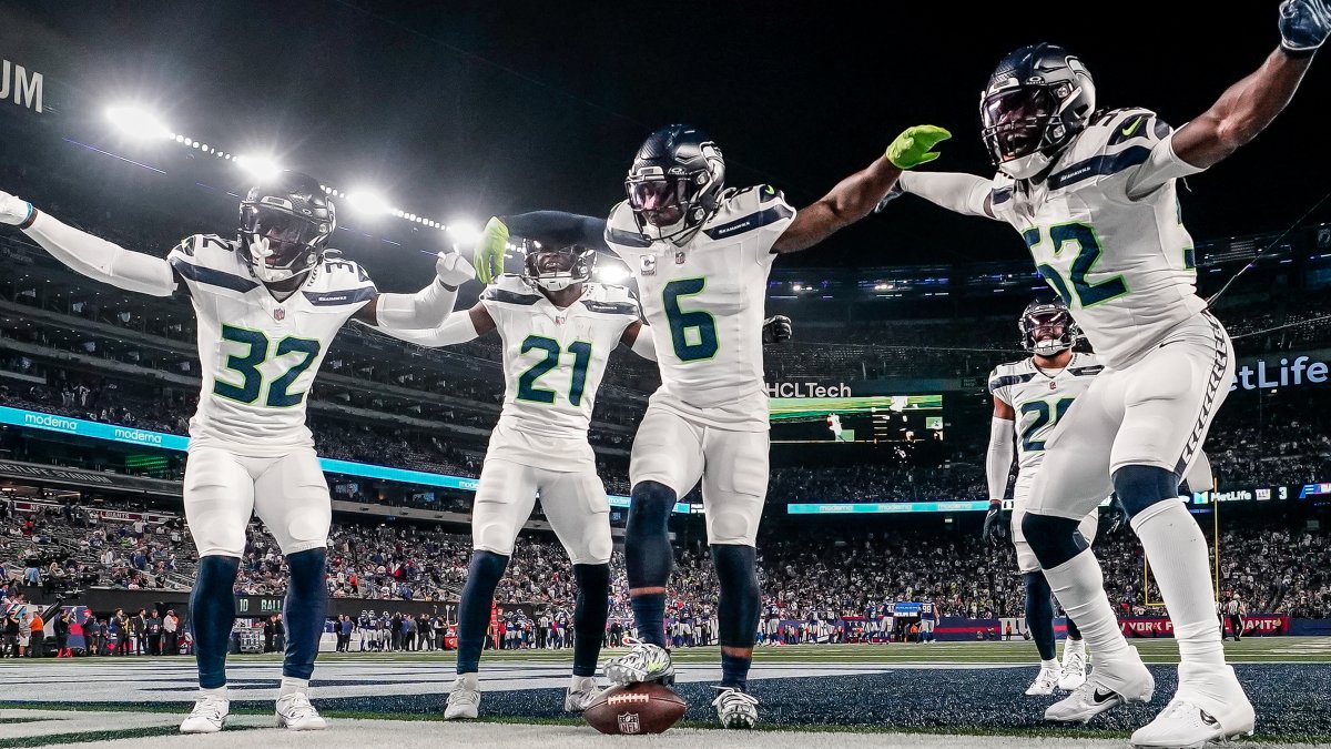 What was your favorite play from the Seattle Seahawks 2023 season? 👀