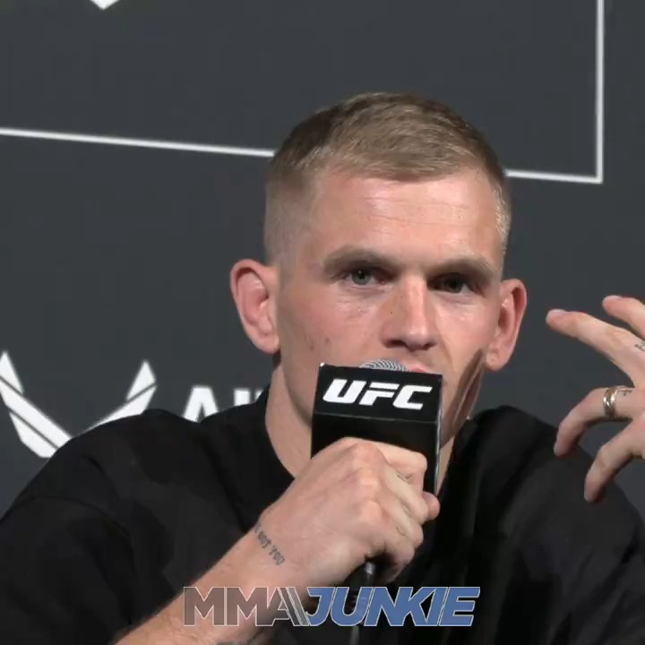 "How many people talked about Kobe Bryant trying to be like Michael Jordan? Kobe Bryant went out and made a legacy of his own." Ian Machado Garry fires back at Michael Page's "fake Conor McGregor" comment before #UFC303.