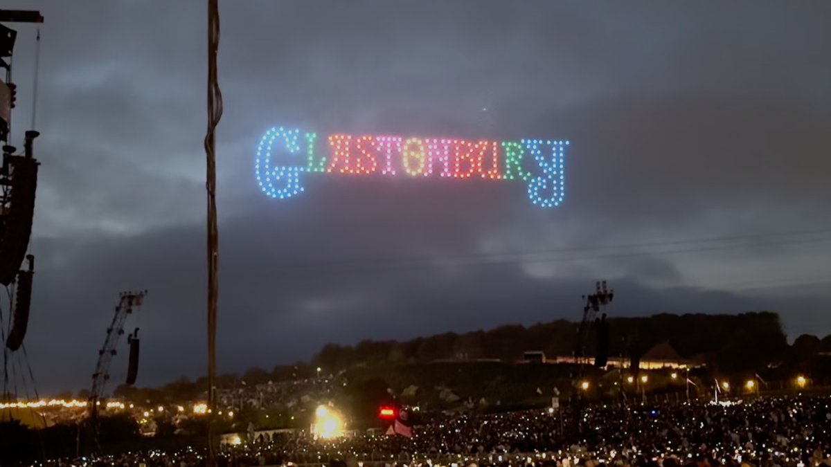What a show! ✨ 576 drones mark the opening of #Glastonbury Festival 2024.