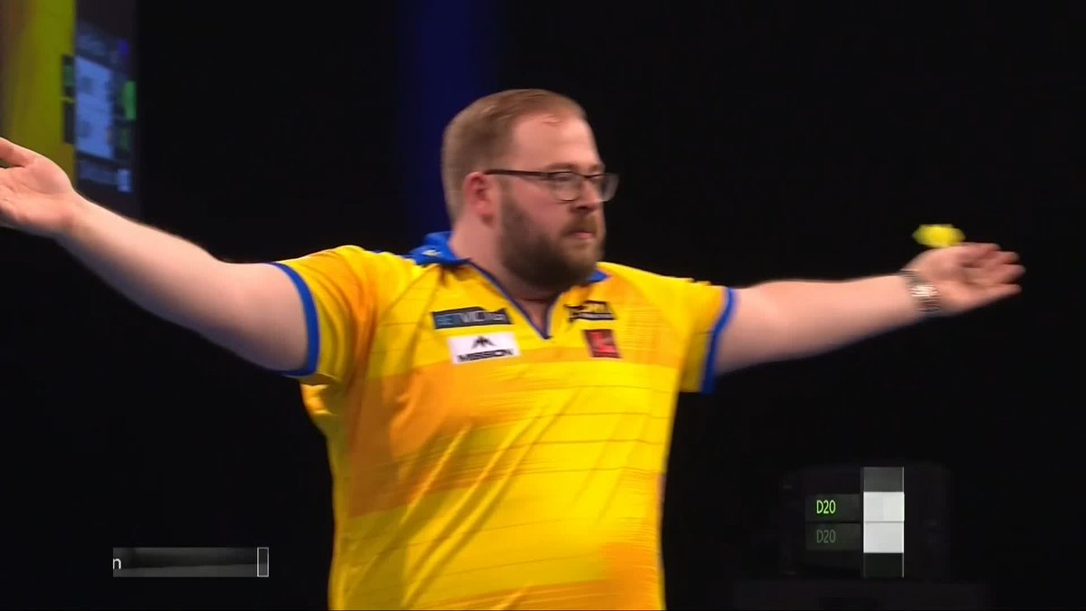 SWEDEN STORM PAST SPAIN! 🇸🇪 Jeffrey de Graaf and Oskar Lukasiak are off to the perfect start in Group K, averaging just under 99 to complete a 4-0 whitewash of Spain! 📺 #WorldCupofDarts | Group K