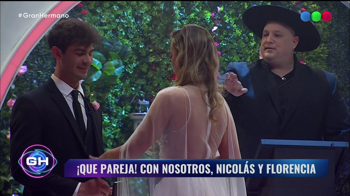 Nico y Flor se dicen unas palabras antes de dar el "Si" 😭 👁 Seguí el minuto a minuto en y viví #GranHermano gratis las 24hs en DIRECTV LatinAmerica y DGO ⬅
