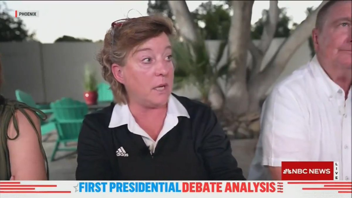 Arizona voter: “We are not in one of Donald Trump's many properties, we're in heat-filled Arizona where we are suffering from climate change.” Lady, you live in a desert. 😂