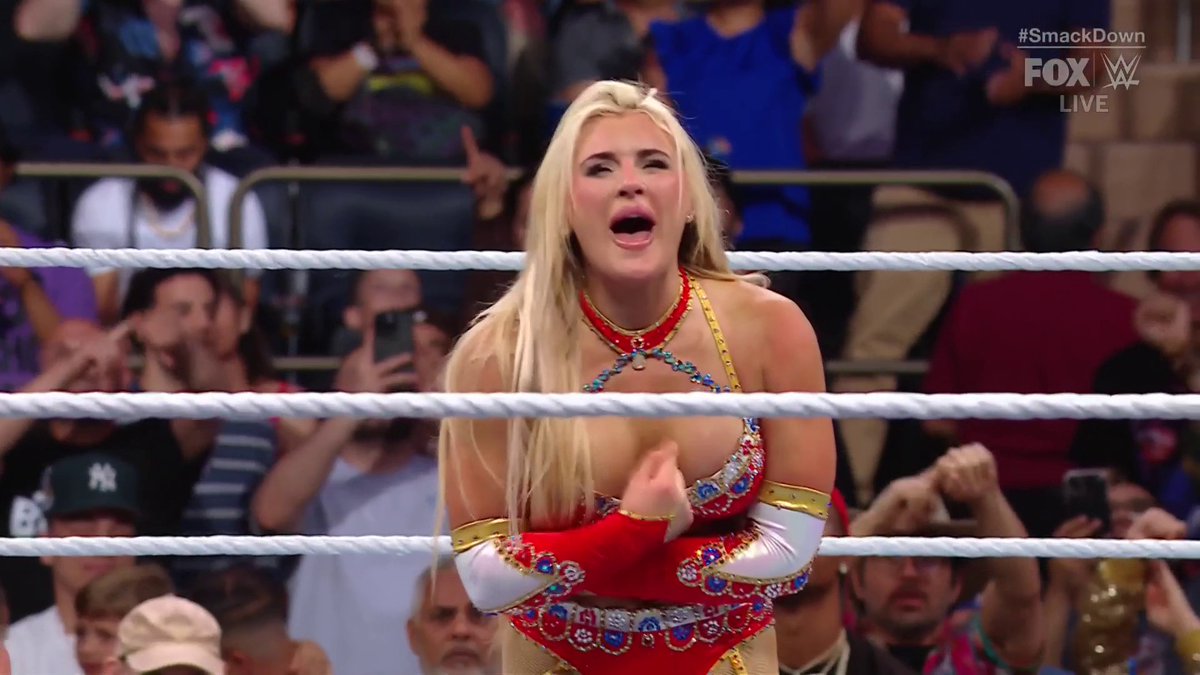 ๐ฃ๏ธ IT'S TIFFY TIME #SmackDown