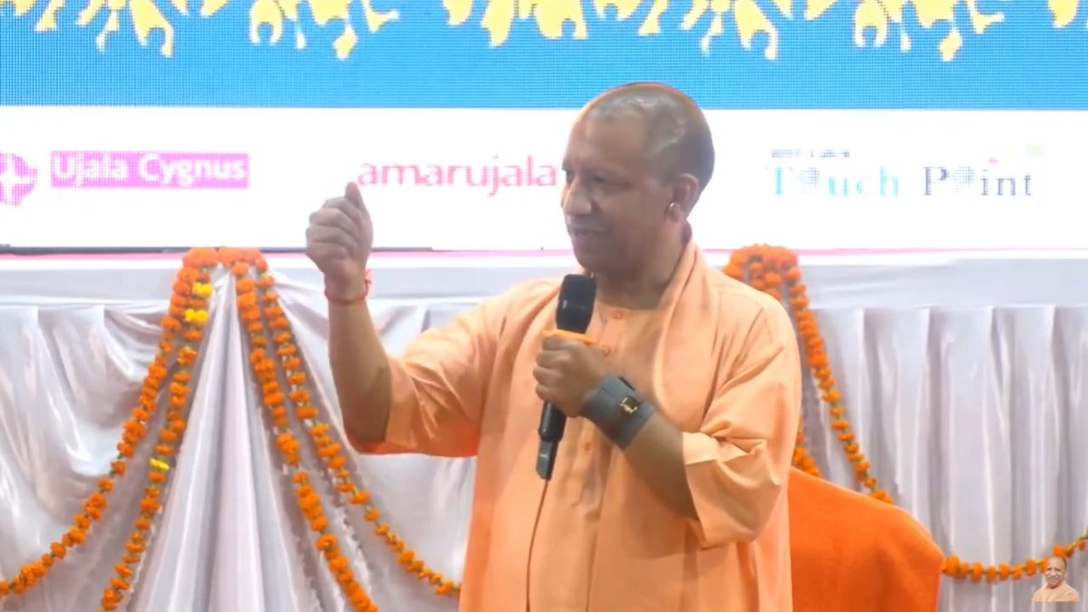 मैंने जो संन्यास का मार्ग लिया, यह पलायन का मार्ग नहीं है, यह संघर्ष का मार्ग है, परिश्रम का मार्ग है...