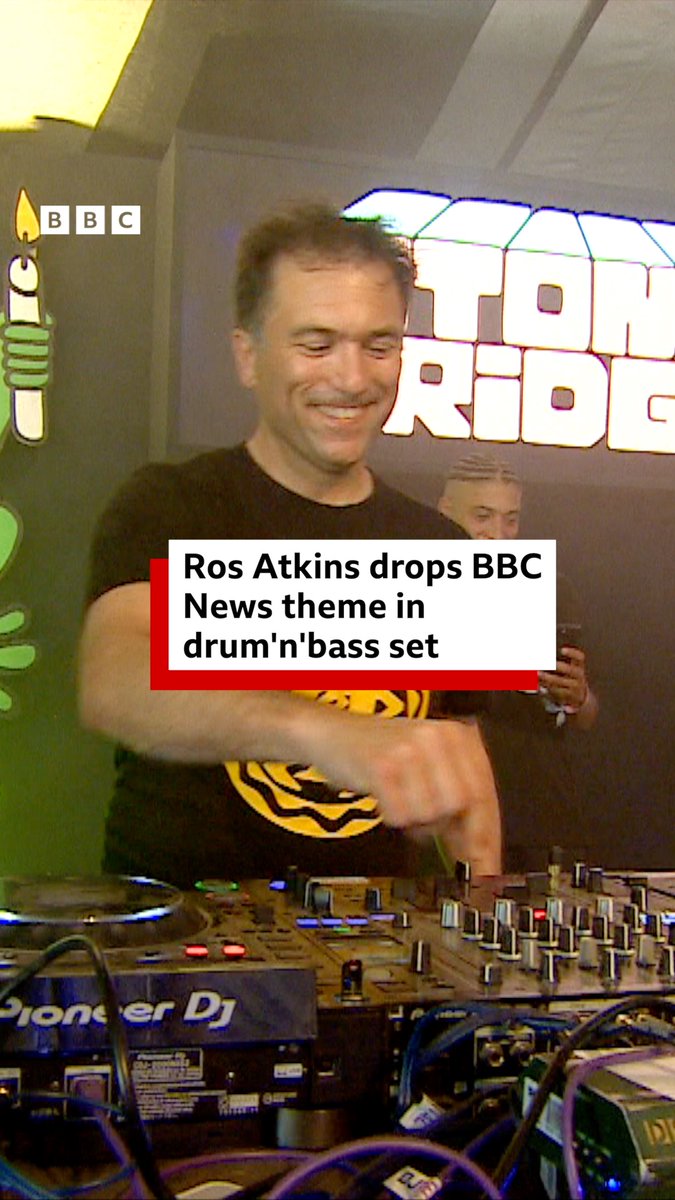"A dream come true" 🔊 BBC News presenter Ros Atkins just unleashed 1.5 hours of drum'n'bass on #Glastonbury Festival... and this is how he finished it - with a fresh remix of the BBC News (UK) theme. 🎵 David Lowe - BBC News theme (Crissy Criss remix feat Ros Atkins)