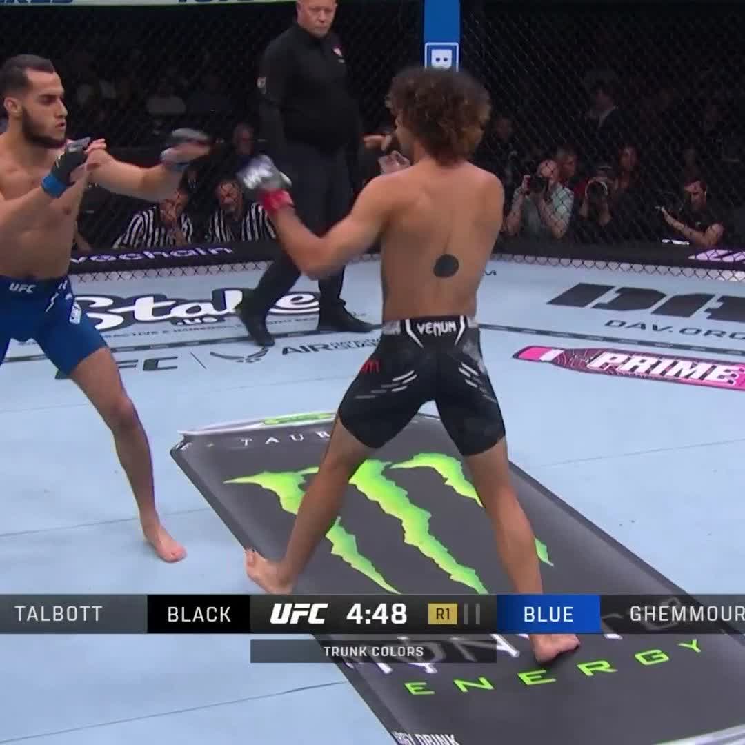 OOOH LE FINISH EXPÉDITIF !!! 😱🔥 🇺🇸 Payton Talbott (9-0) le jeune espoir de l’UFC, s’impose par TKO dès le R1 face à 🇫🇷 🇩🇿 Yanis Ghemmouri (12-3) #UFC303