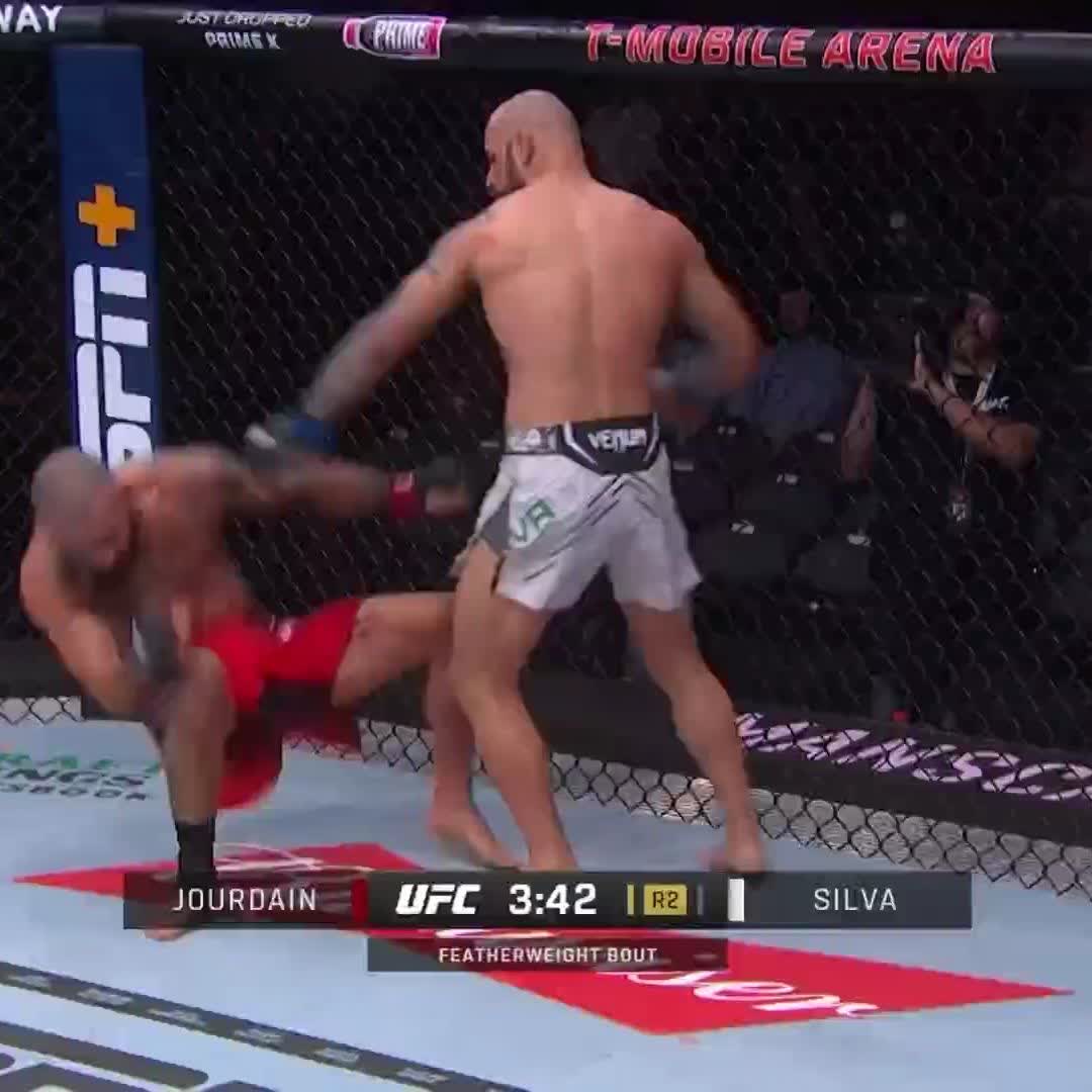 The power in his hands 🤯 Jean Silva gets the KO in round 2 #UFC303