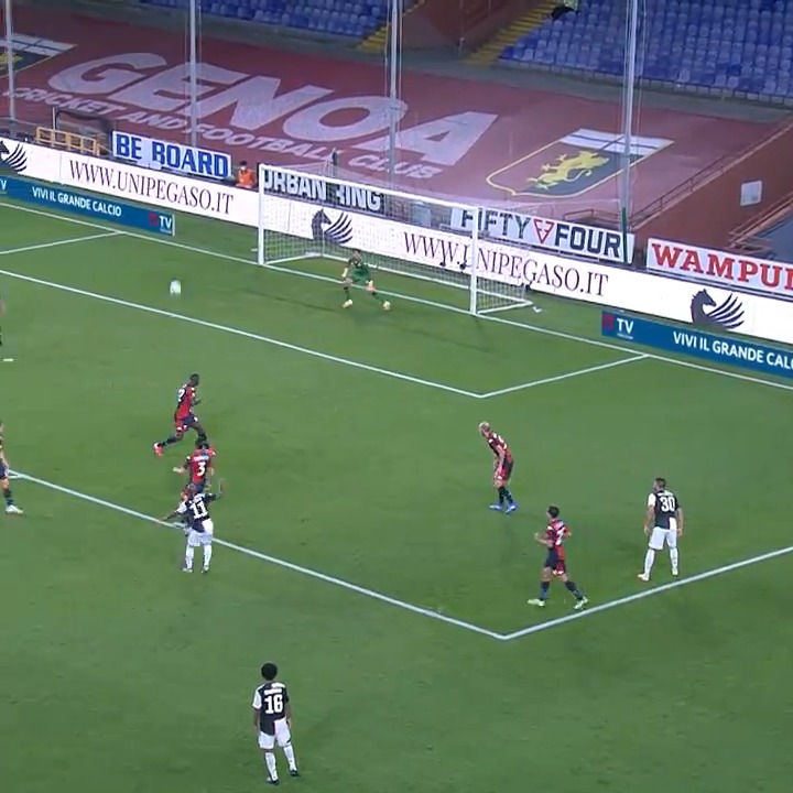 First the step-overs, then the finish ↔️🇧🇷 Douglas Costa's beauty of a #GoalOfTheDay 👏