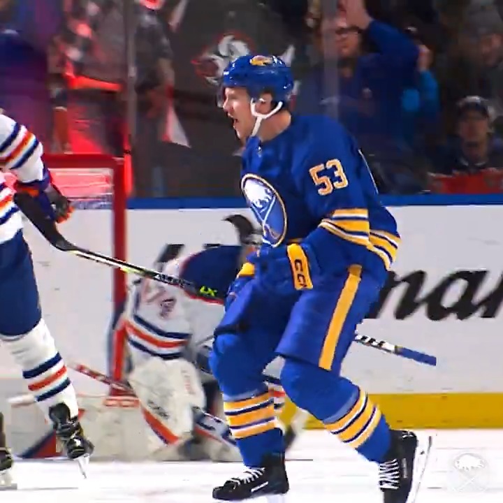 Thank you for the memories, Jeff Skinner. 💙