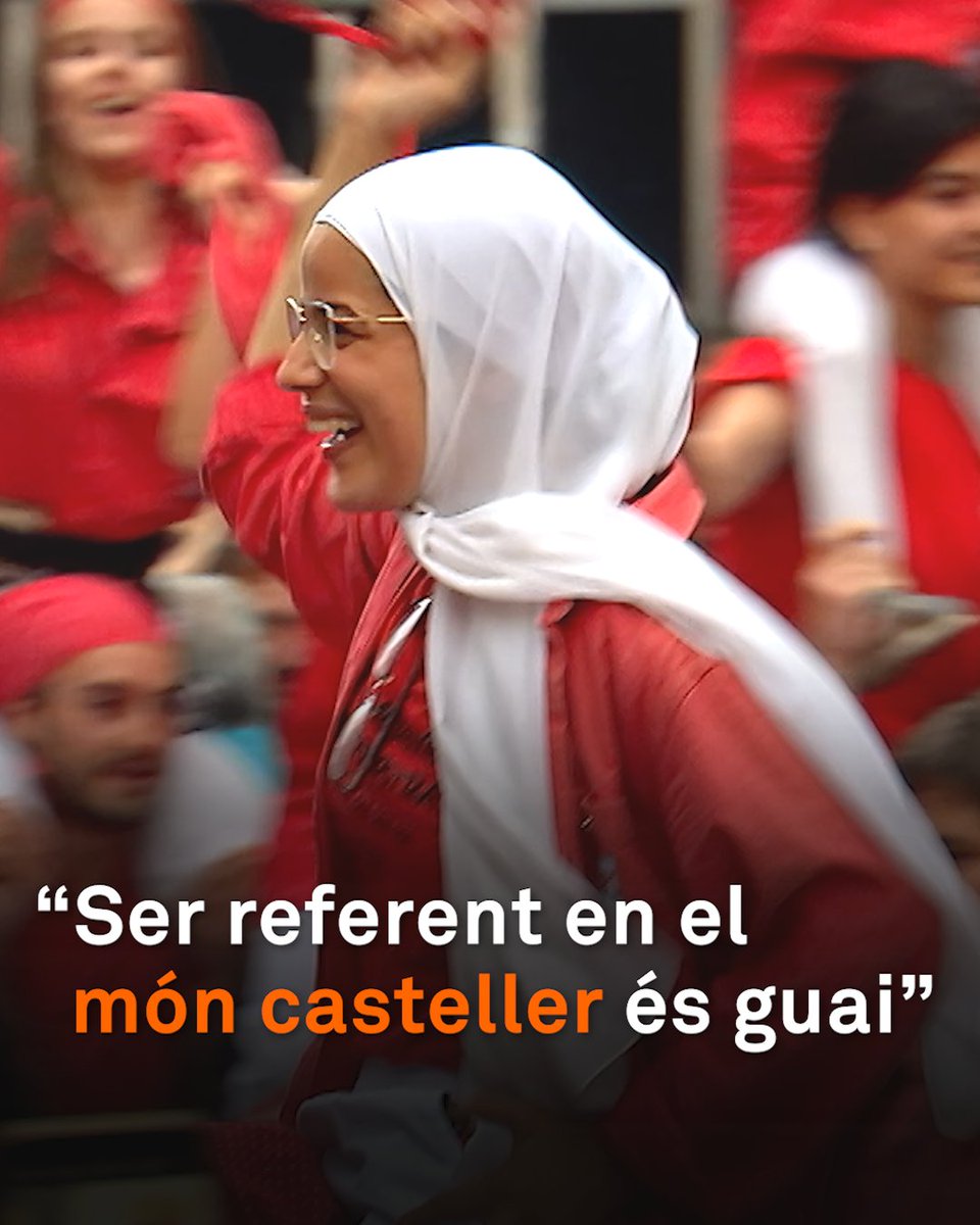 “Què és això? Humans fent torres! Jo ho vull fer!” Així va reaccionar la Kaoutar quan va veure per primera vegada els Nens del Vendrell actuant. Va arribar a Catalunya amb dos anys i amb sis va començar a fer castells
