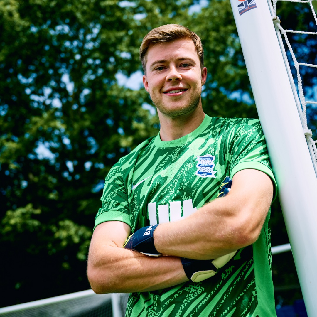 Bailey the Blue. 🔵🧤 We are delighted to announce the signing of goalkeeper, Bailey Peacock-Farrell.