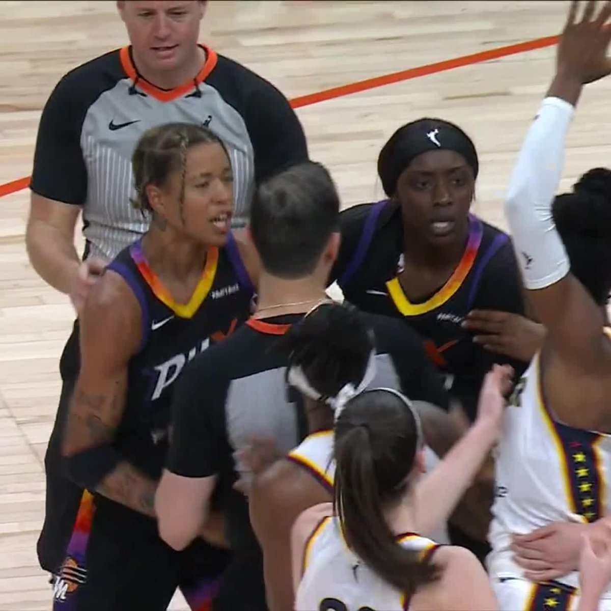 Fever and Mercury players got into it during a timeout 👀