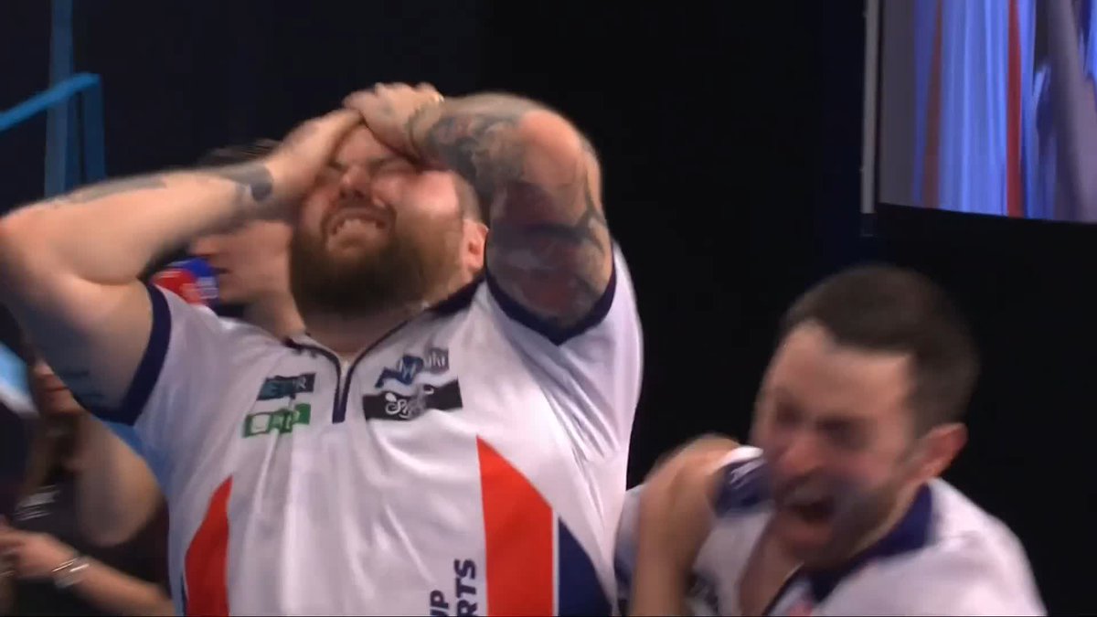 ENGLAND CLINCH WORLD CUP GLORY! 🏴󠁧󠁢󠁥󠁮󠁧🏆 Luke Humphries and Michael Smith have made history here in Frankfurt! The top seeds produce an outstanding display to defeat a spirited Austria 10-6 at the Eissporthalle! 📺 #WorldCupofDarts | Final