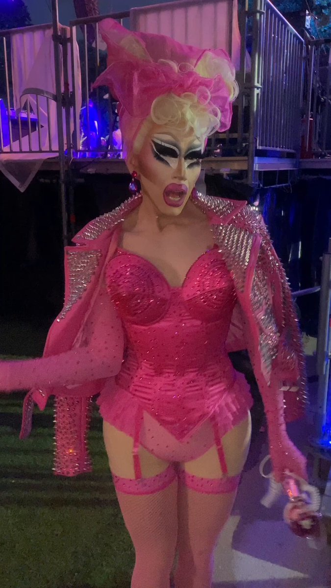 ✨New Nic✨ Trixie Mattel plays Nicola Coughlan’s song Shoes…More Shoes at Pride in Central Park