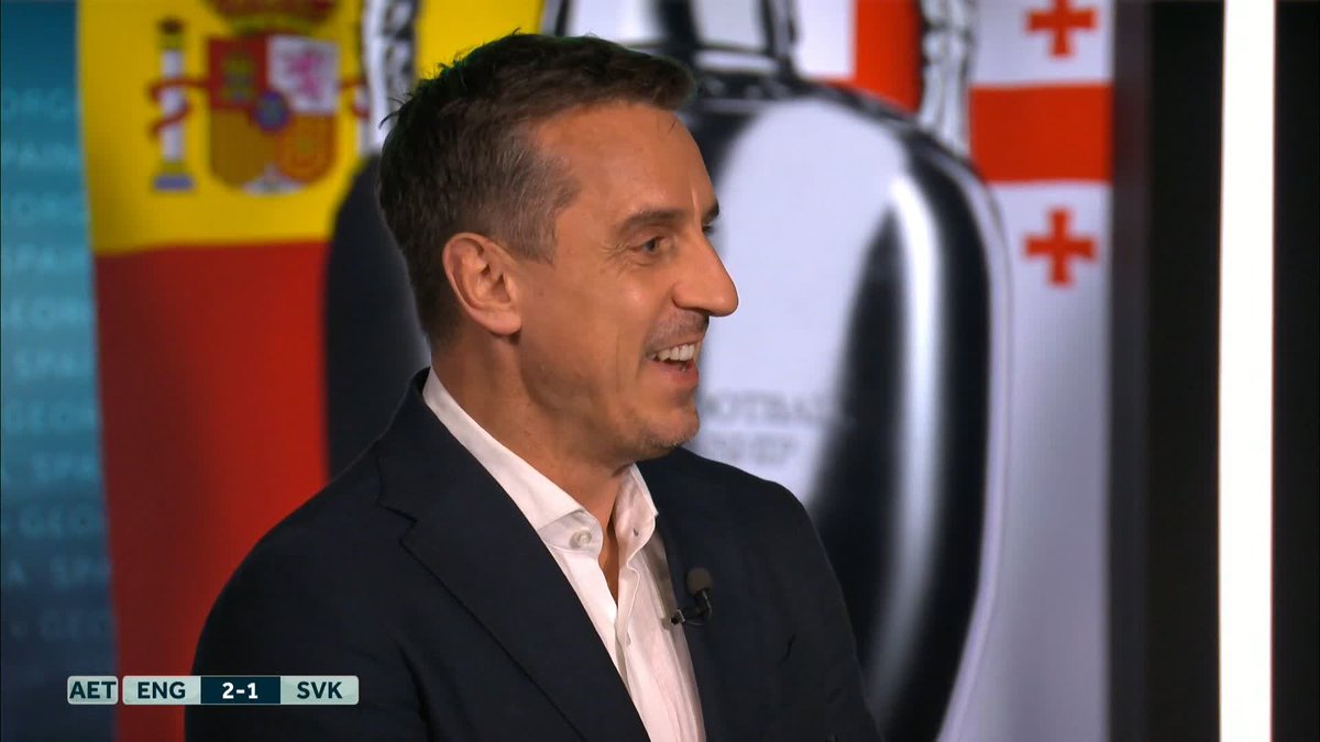 Hey Jude 🎶 Gary Neville is interrupted by the singing England fans outside the studio singing for Jude Bellingham 🤣 #Euro2024 | #ENGSVK