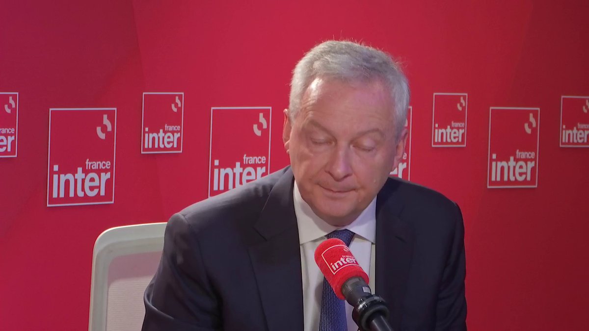 "Pour moi, la France Insoumise est un danger pour la nation, comme le Rassemblement national est un danger pour la République", plaide Bruno Le Maire. #le710Inter