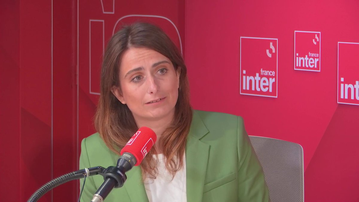 .Marine Tondelier répond sèchement à Bruno Le Maire, qui met dos à dos LFI et RN : "C'est un comportement de lâche et de privilégié. Ils ont choisi le déshonneur, ils auront le déshonneur et la défaite." #le710inter