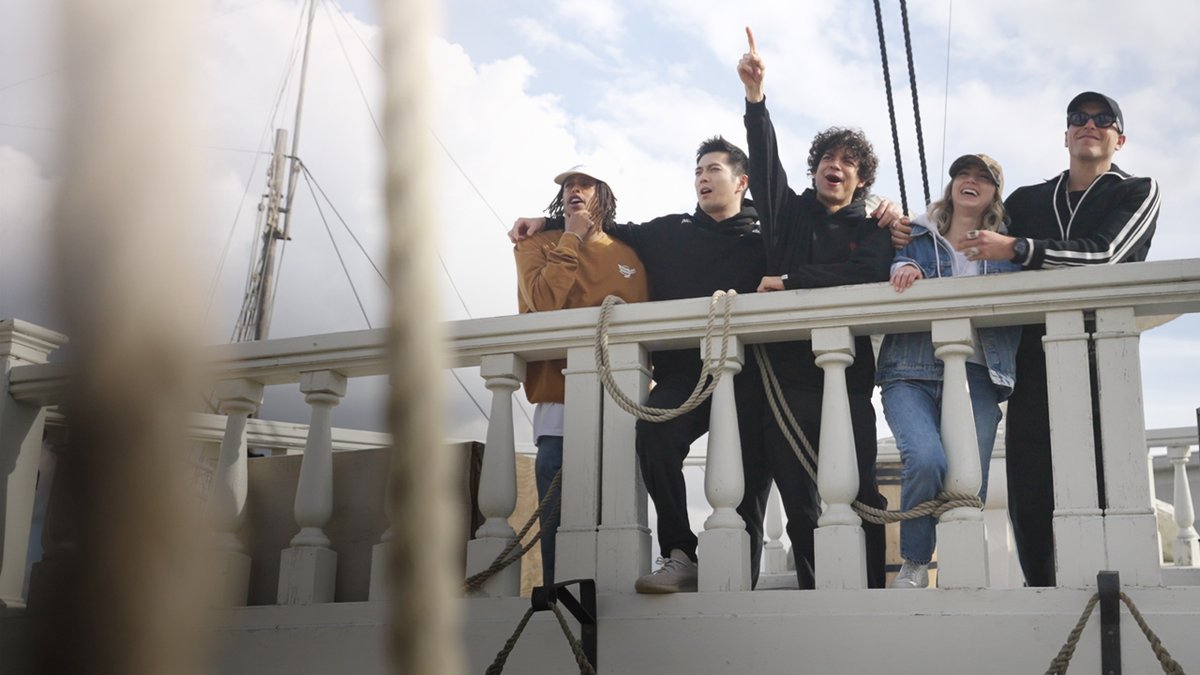 It’s happening, Nakama! 🏴☠️ From around the world, our Straw Hats have reunited to begin filming their epic Season 2 adventure! There’s no better place to start this journey than the deck of the Going Merry with Iñaki Godoy Mackenyu emily rudd jacob. romero and taz skylar! ⛵ 🌊 #OnePieceLiveAction