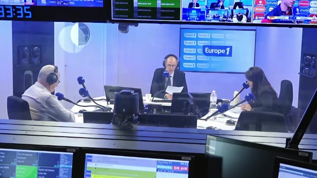 Alors comme ca Raphaël Enthoven Et Caroline Fourest sont des gros fachos Le Monde ? Philippe Val vous dit "pourquoi" c'est un régal ! Et sinon, pour la prochaine teuf, on sera invité ? 😂
