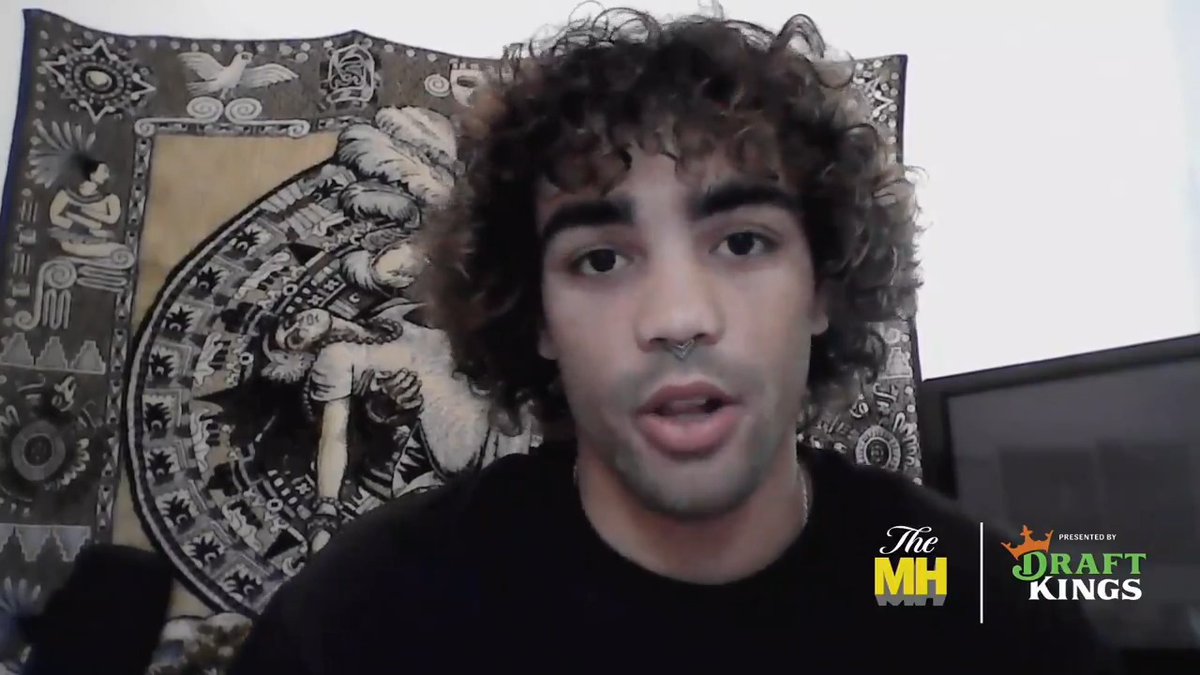 "It's really hard for MMA fans to put me in a box. I hope so. I hope I'm very hard to box in." Payton Talbott explains why he really doesn't like "a lot of the MMA fanbase." ▶️ #TheMMAHour