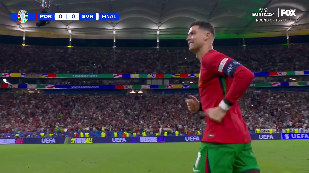 PORTUGAL IS MOVING ON TO THE QUARTERFINALS 🇸🇮: ❌❌❌ 🇵🇹: ✅✅✅