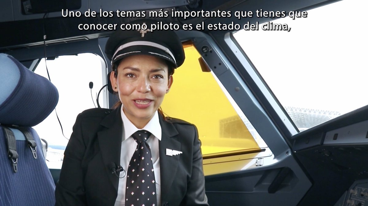 En situaciones de clima🌧️, ¡tu seguridad es nuestra prioridad! En esta temporada, mantente informado del estatus de tu vuelo para que nada te tome por sorpresa 👉