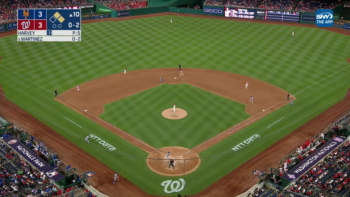 JD Martinez hits a 3 run dong in extras and Grimace is goin fucking CRAZY