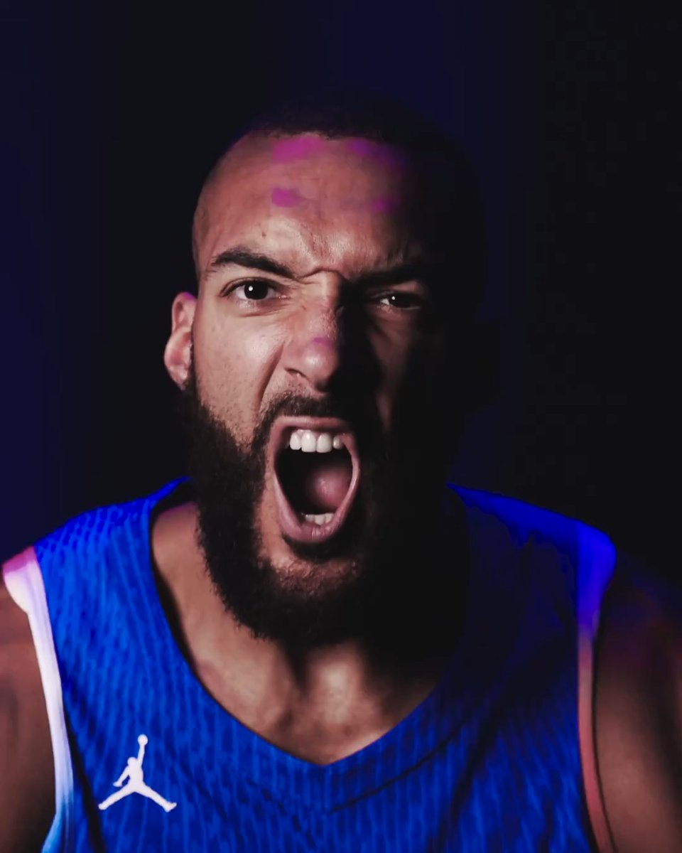 Une fois dans une vie 😮💨 Les Bleus version 𝟮𝟬𝟮𝟰 🇫🇷 #TeamFranceBasket | #PassionnémentBleu