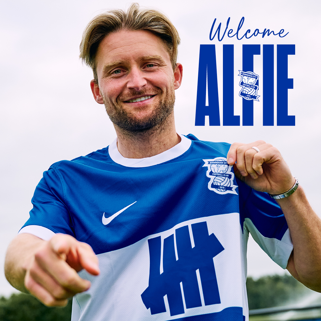 𝙈𝘼𝙔 we introduce to you our latest signing. ✍️