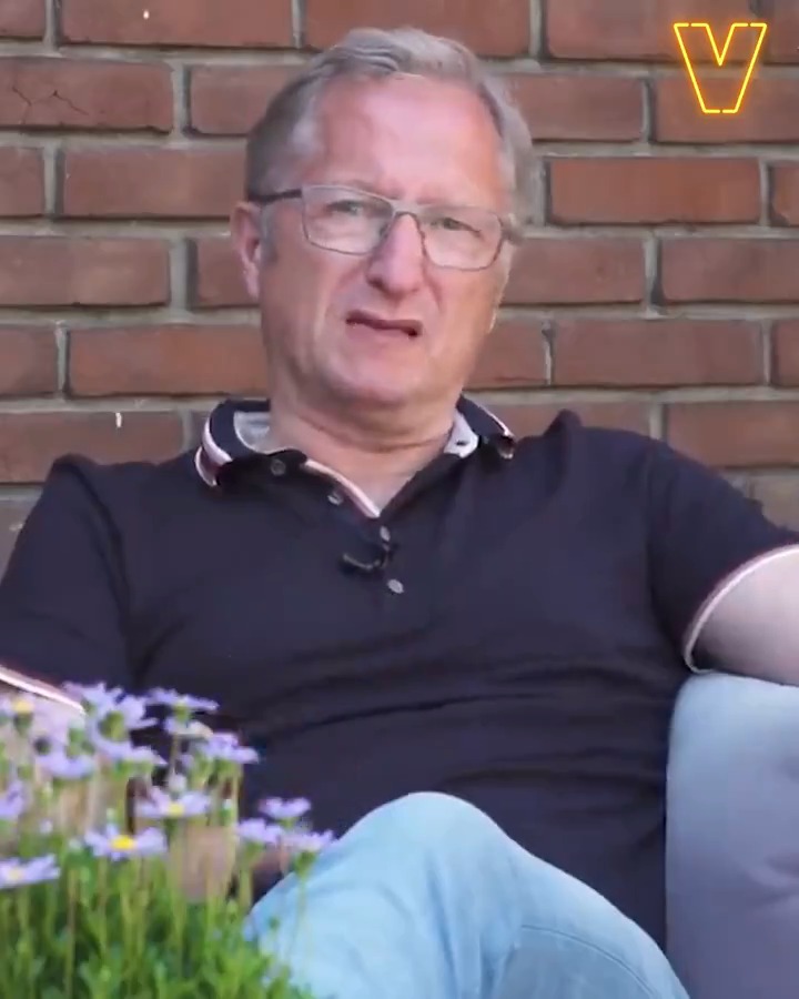 Dat zijn pittige uitspraken, Eric! 😂🏆 #vandaaginside #roened