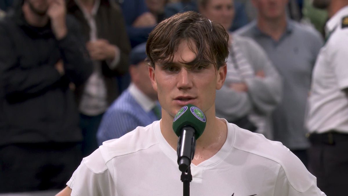 "I wouldn't be here without Andy" ❤️ Inspired by those before him, Jack Draper speaks on his relationship with Andy Murray. #Wimbledon
