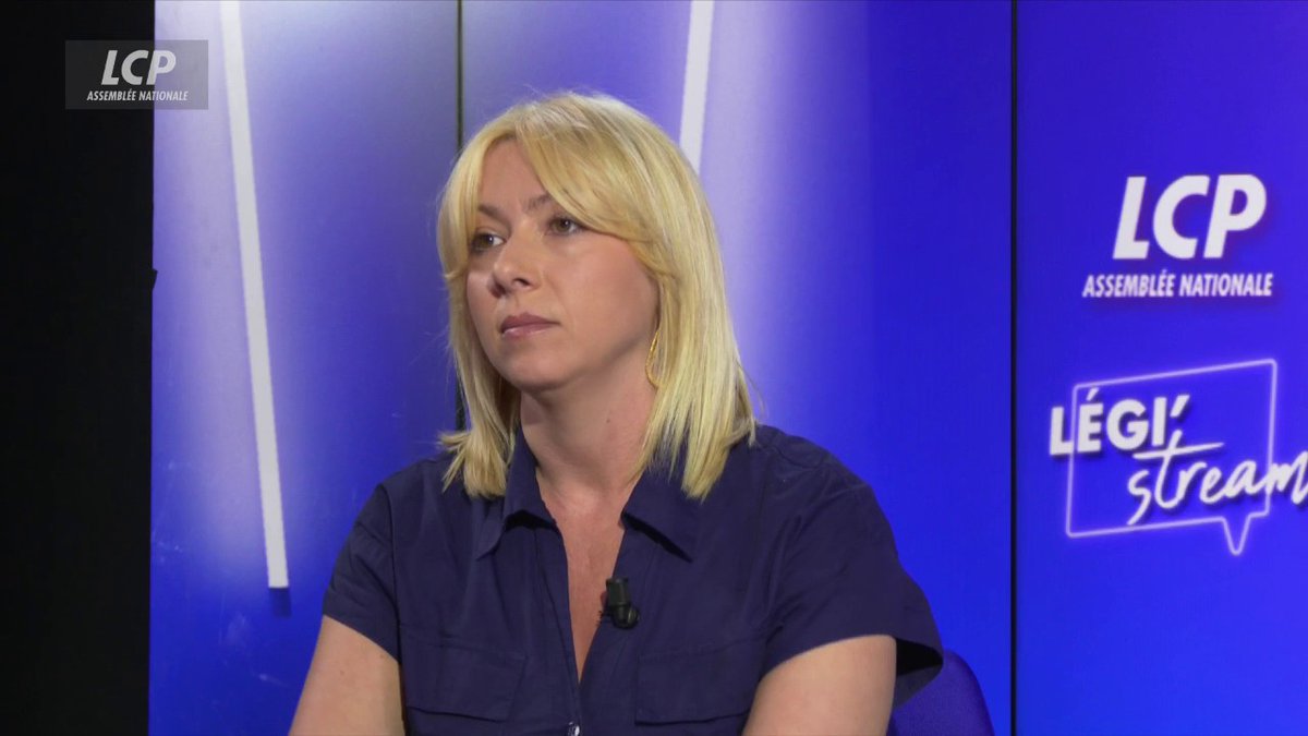 "Pour moi, c'est pareil (...) c'est bonnet blanc et blanc bonnet, la peste et le choléra", Florence Mosalini Portelli (LR) renvoie dos-à-dos le Rassemblement National et La France insoumise. #Légistream #legislatives2024