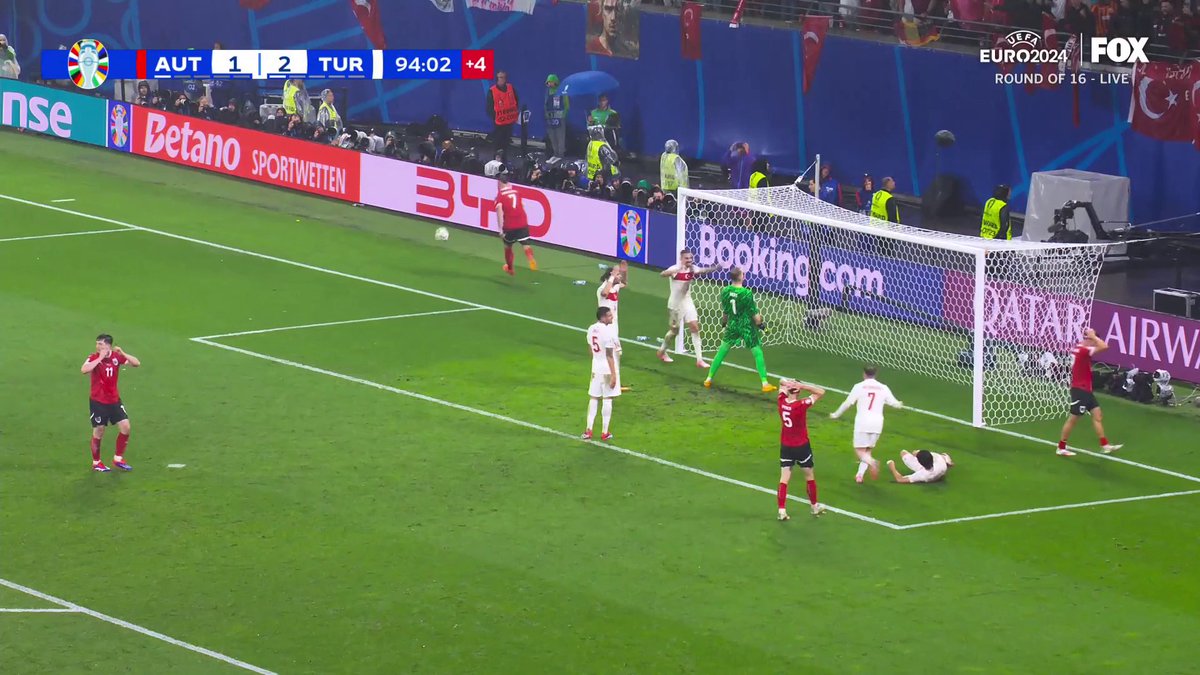 WHAT A SAVE!!!!!!!!! Mert Günok comes up HUGE!!!!!