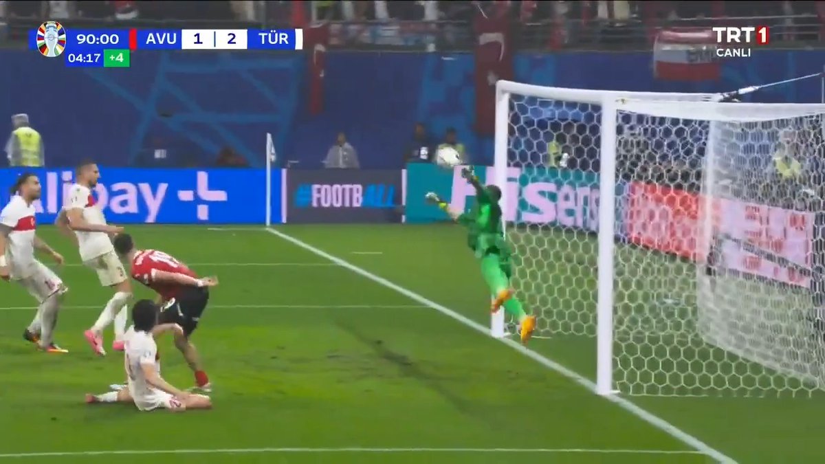 Ellerine sağlık Mert Günok. 🧤 EURO2024 #MertGünok