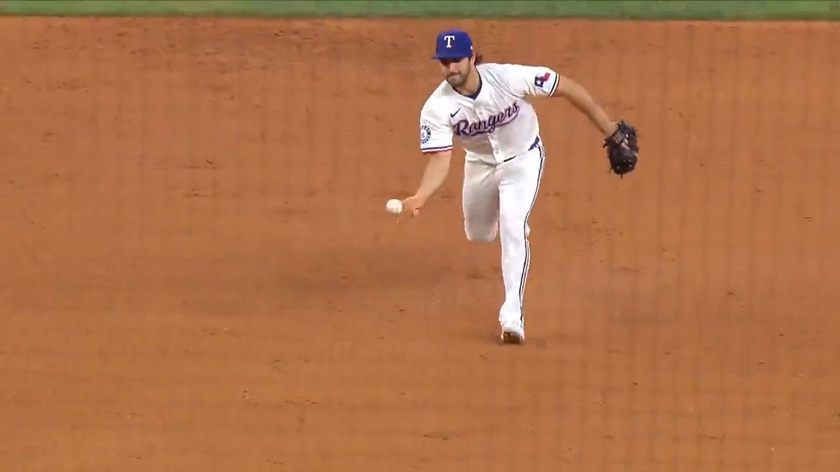 Smith stayed with it! 😱