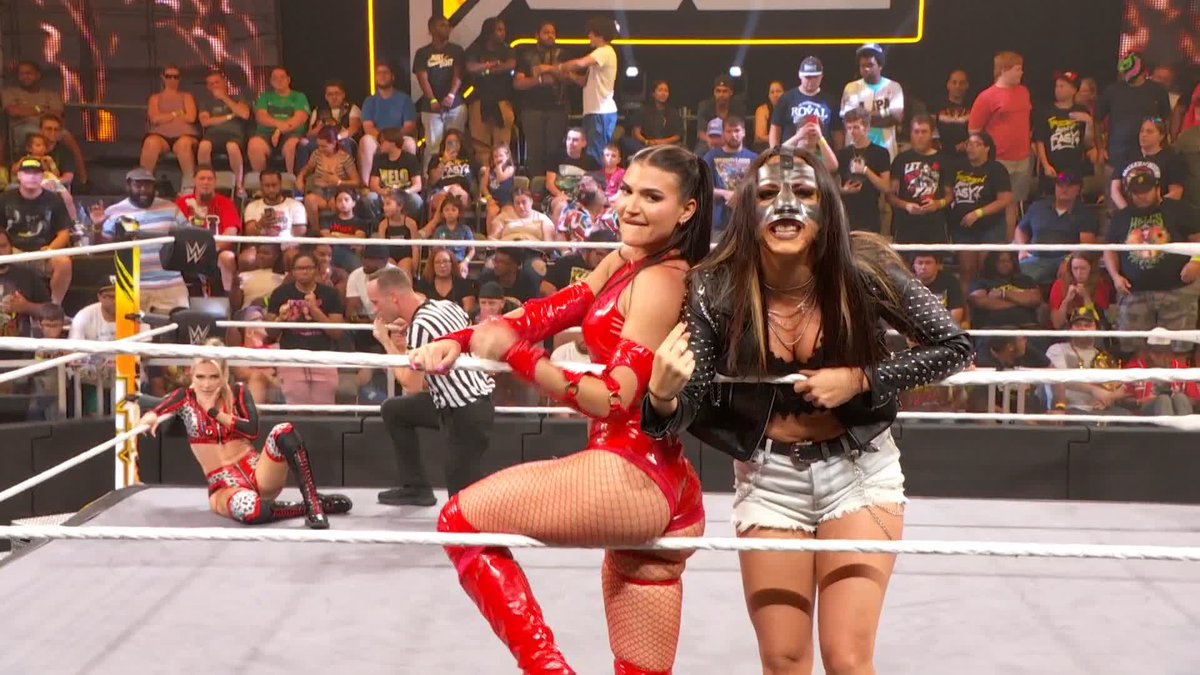 With an assist from Jacy Jayne, Jade Gentile gets the win 😡 #WWENXT