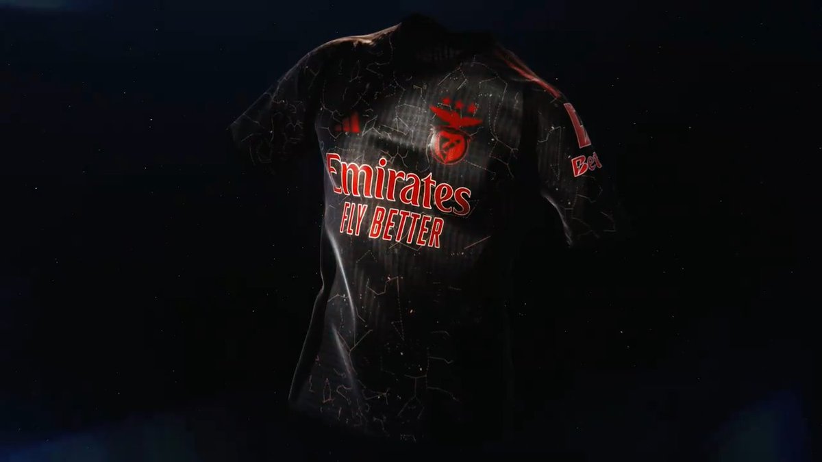 A nossa homenagem ‘meteórica’ a todos os Benfiquistas: adeptos do outro mundo! ☄️ Nova camisola alternativa 24/25 já disponível → Our ‘meteoric’ tribute to all the Benfiquistas: fans from another world. ☄️ The new away kit 24/25. adidas Football
