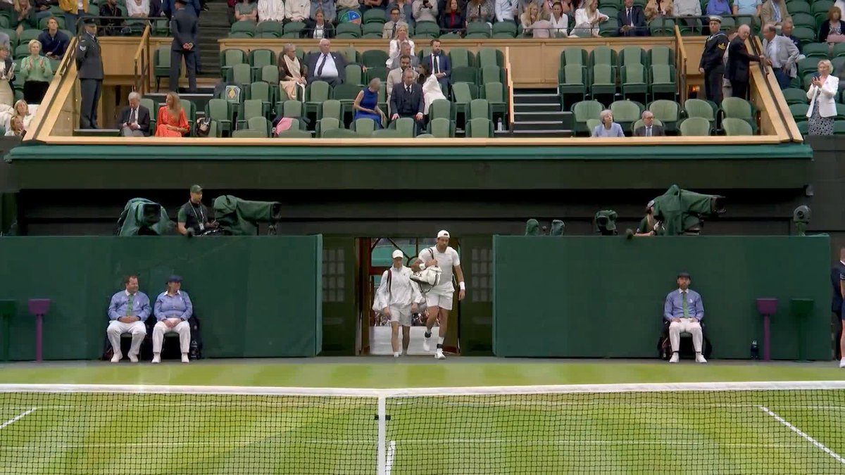 Ready for this one? 🍿 Compatriots Jannik Sinner and Matteo Berrettini meet for a Centre Court showdown 🇮🇹 #Wimbledon